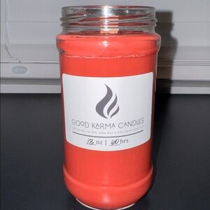 Good Karma Candles Soy Wax Candle - Berry Christmas